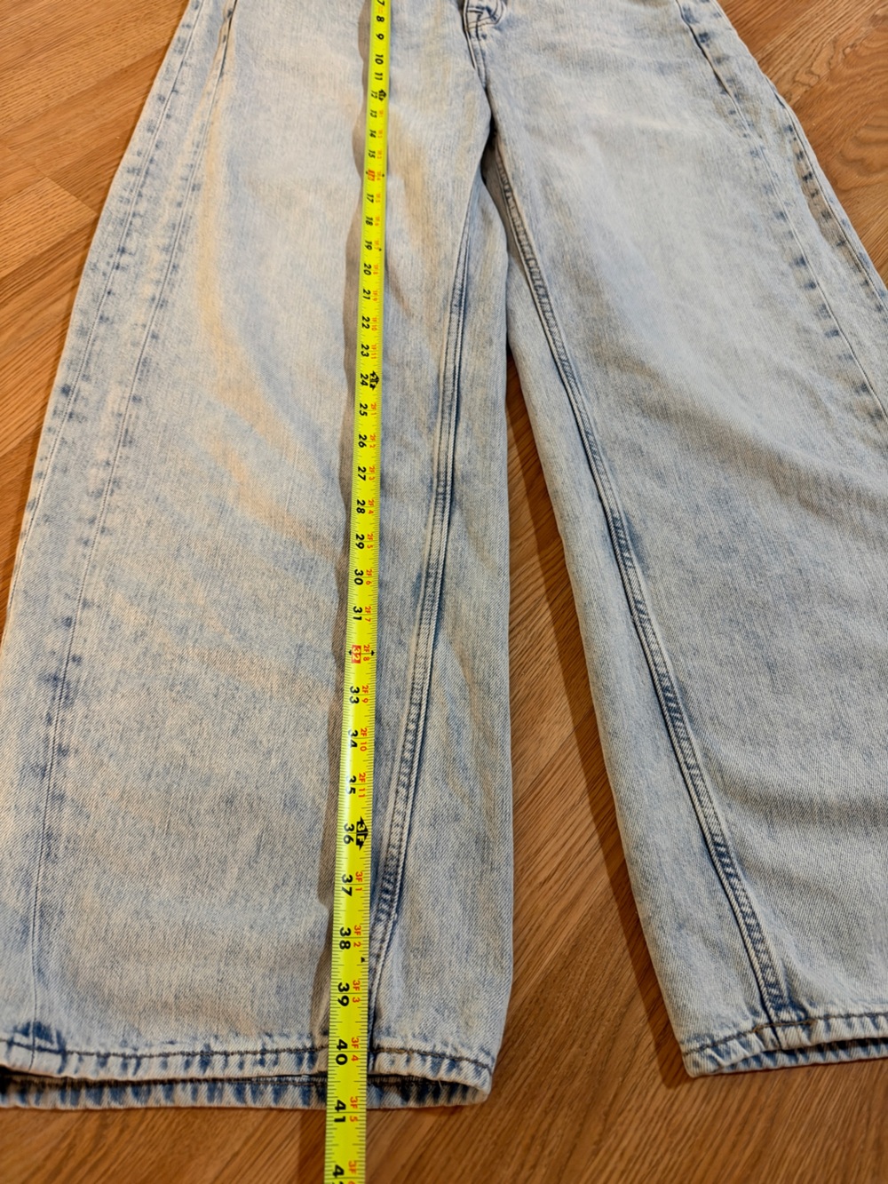 Free People We The Free Light Wash Barrel Leg Jeans Relaxed Tapered Denim - Picture 4 of 9